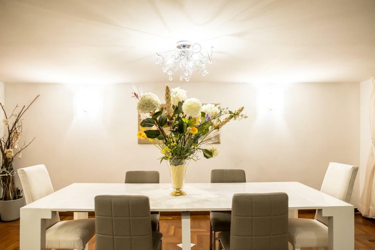 Il Salotto Di Nonna Cornelia 2 Hotel Napels Buitenkant foto