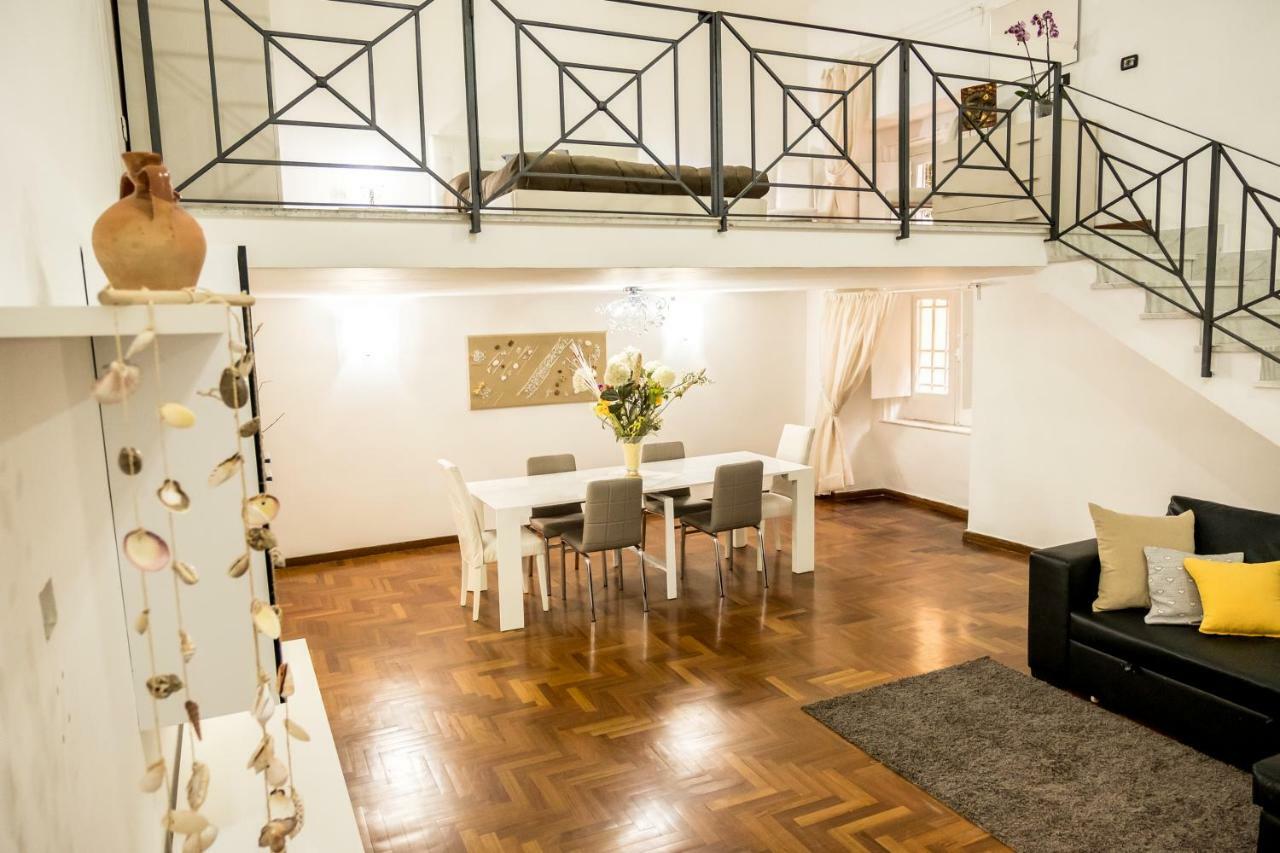 Il Salotto Di Nonna Cornelia 2 Hotel Napels Buitenkant foto