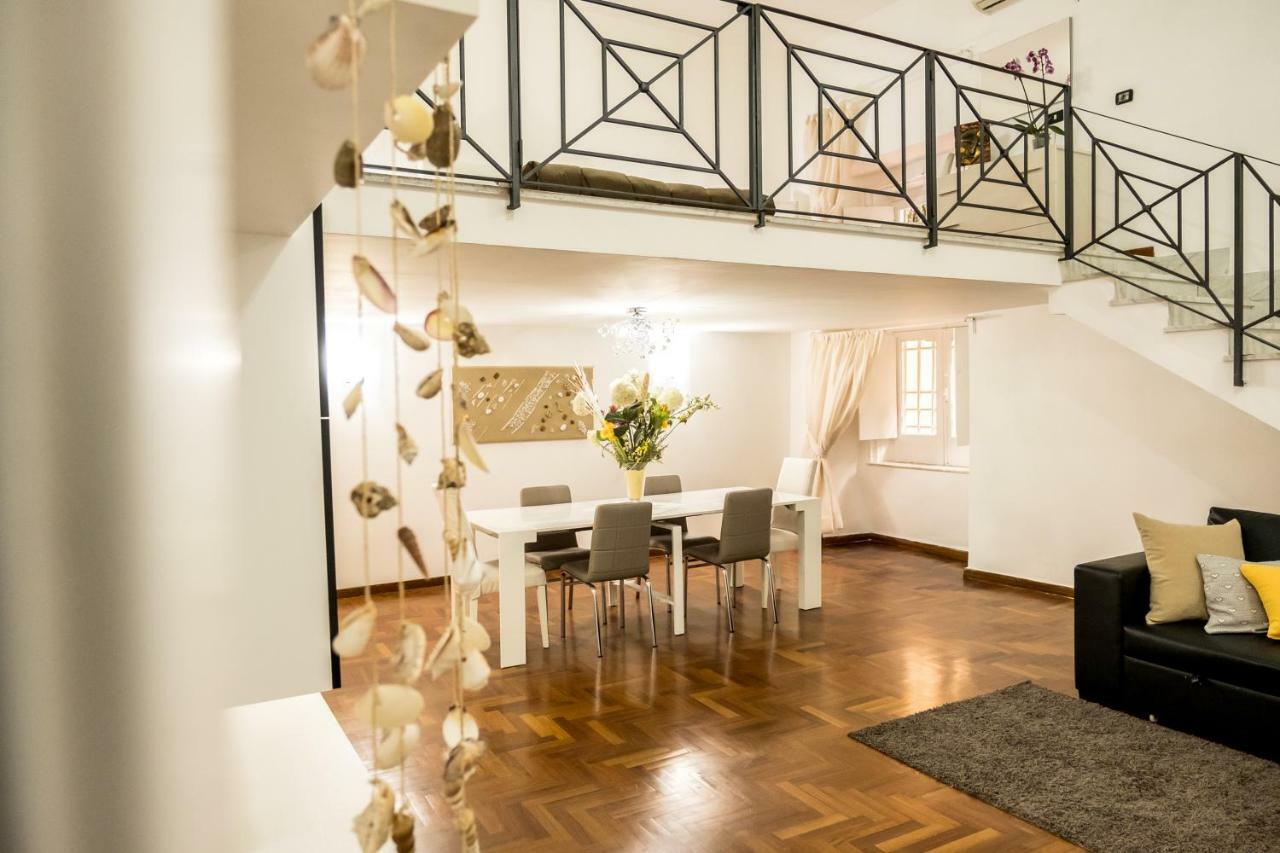 Il Salotto Di Nonna Cornelia 2 Hotel Napels Buitenkant foto