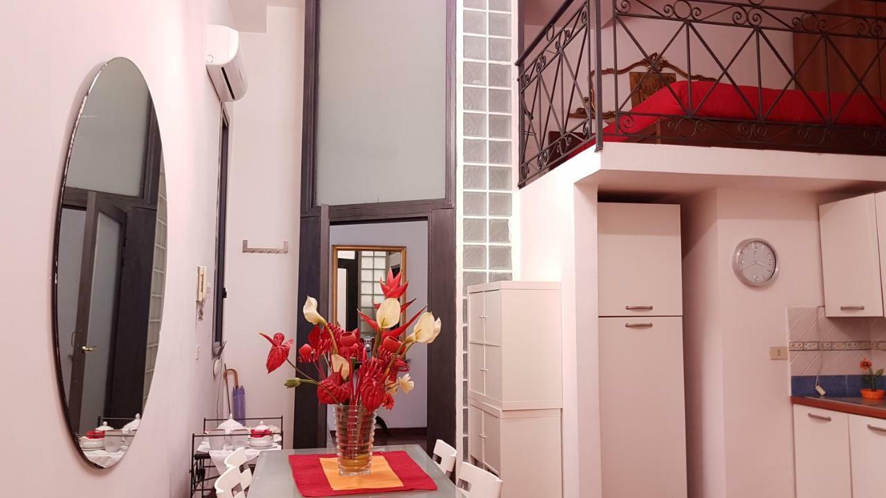 Il Salotto Di Nonna Cornelia 2 Hotel Napels Buitenkant foto