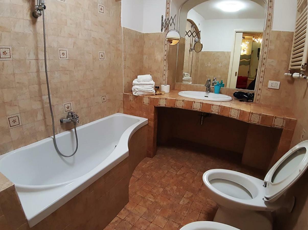 Il Salotto Di Nonna Cornelia 2 Hotel Napels Buitenkant foto